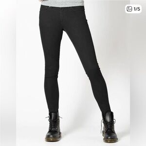 DU/ER Performance Denim Black Skinny Jeans Women’s Size 27x31 Coolmax